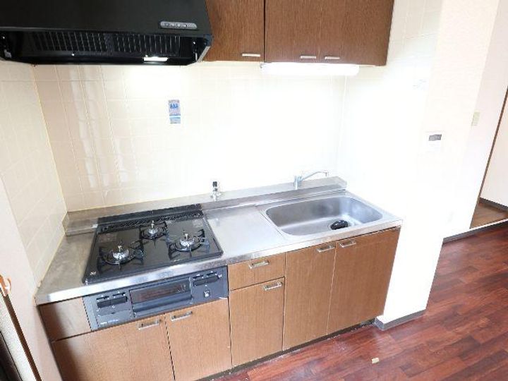 京都府相楽郡精華町光台6丁目(マンション)の賃貸物件のキッチン