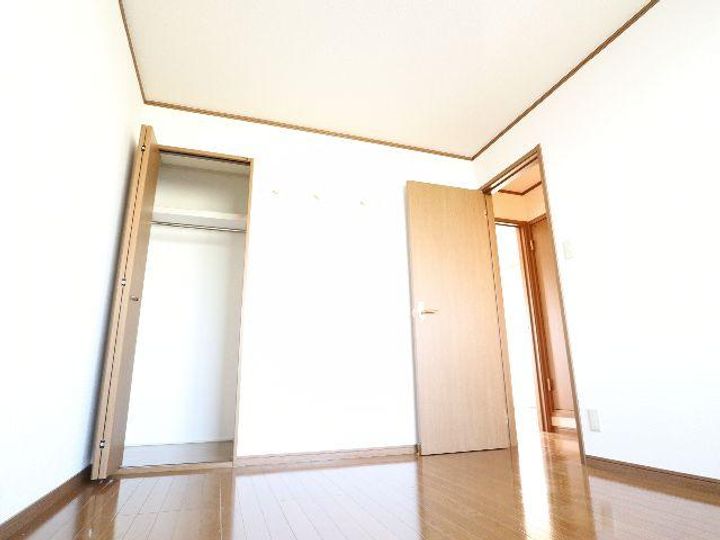 京都府木津川市兜台3丁目(アパート)の賃貸物件の寝室