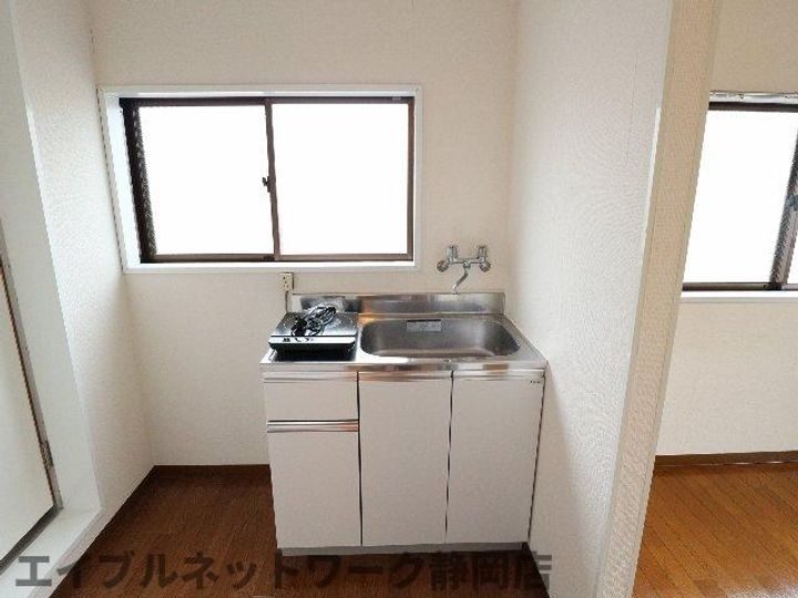 静岡県静岡市葵区上土1丁目(マンション)の賃貸物件のキッチン
