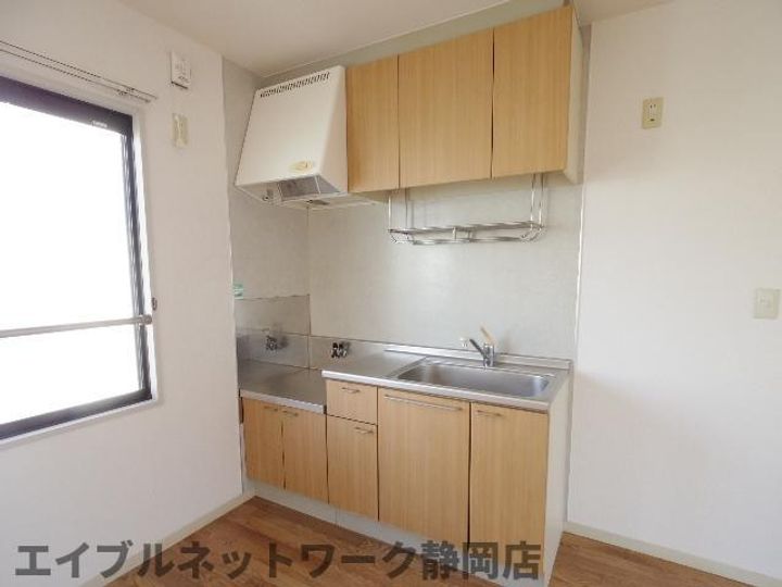 静岡県静岡市葵区安東3丁目(アパート)の賃貸物件のキッチン
