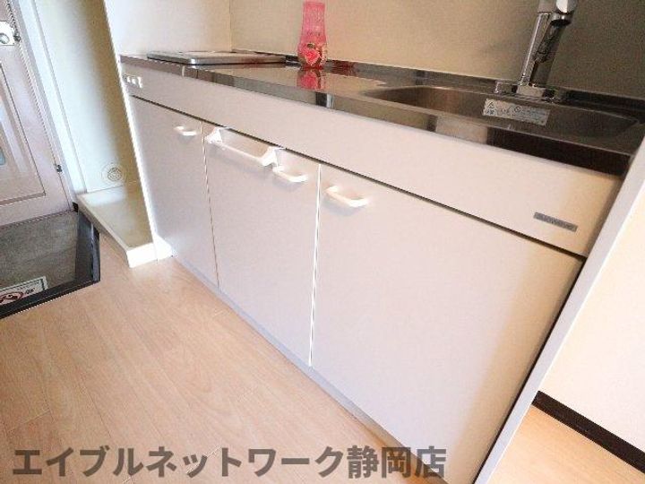 静岡県静岡市葵区大岩4丁目(マンション)の賃貸物件のキッチン