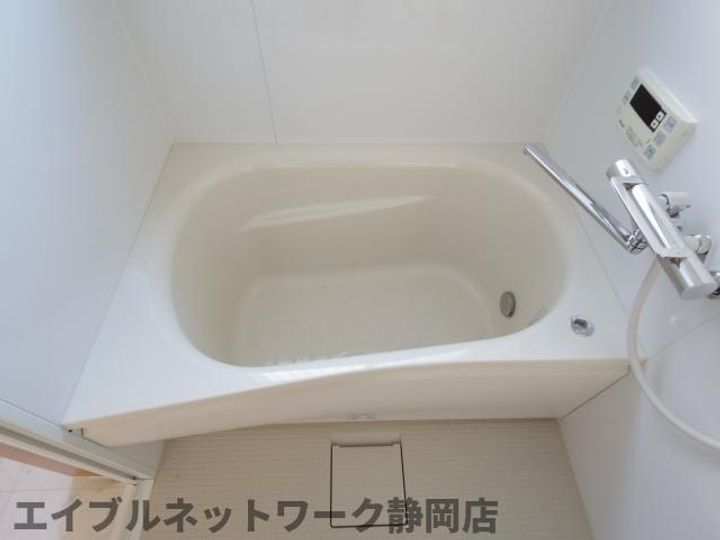 静岡県静岡市葵区大岩4丁目(一戸建)の賃貸物件の風呂