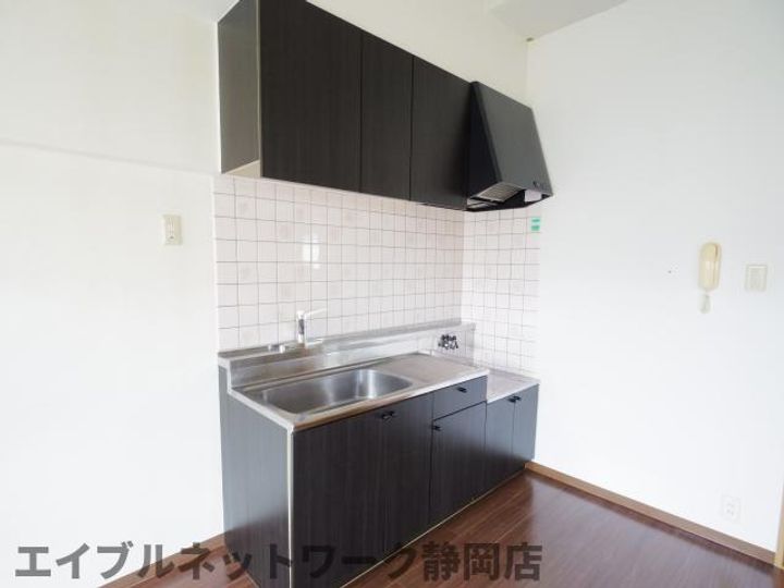 静岡県静岡市葵区太田町(マンション)の賃貸物件のキッチン