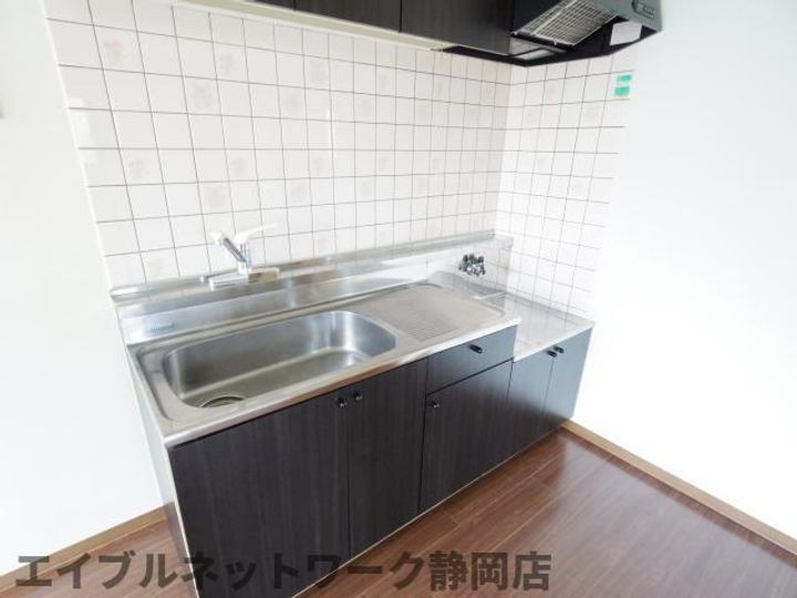 静岡県静岡市葵区太田町(マンション)の賃貸物件のキッチン