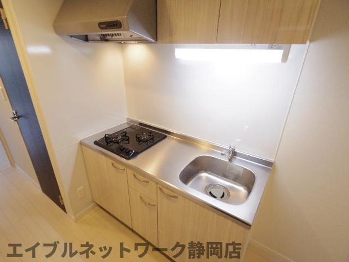 静岡県静岡市葵区音羽町(マンション)の賃貸物件のキッチン