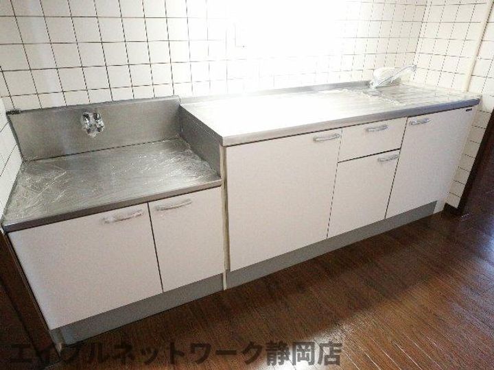 静岡県静岡市葵区音羽町(マンション)の賃貸物件のキッチン