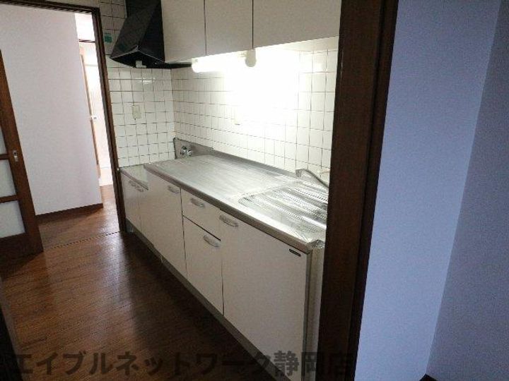 静岡県静岡市葵区音羽町(マンション)の賃貸物件のキッチン