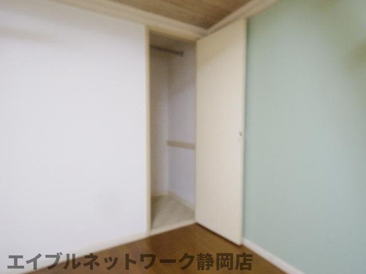 静岡県静岡市葵区籠上(アパート)の賃貸物件の内装