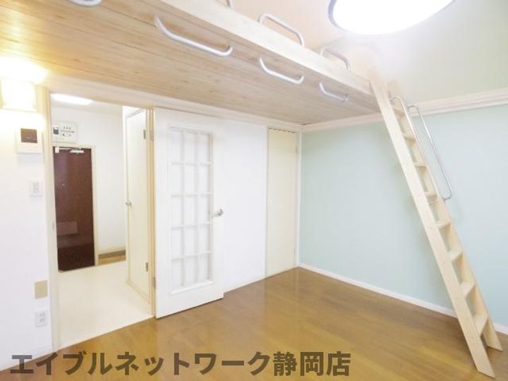 静岡県静岡市葵区籠上(アパート)の賃貸物件の内装