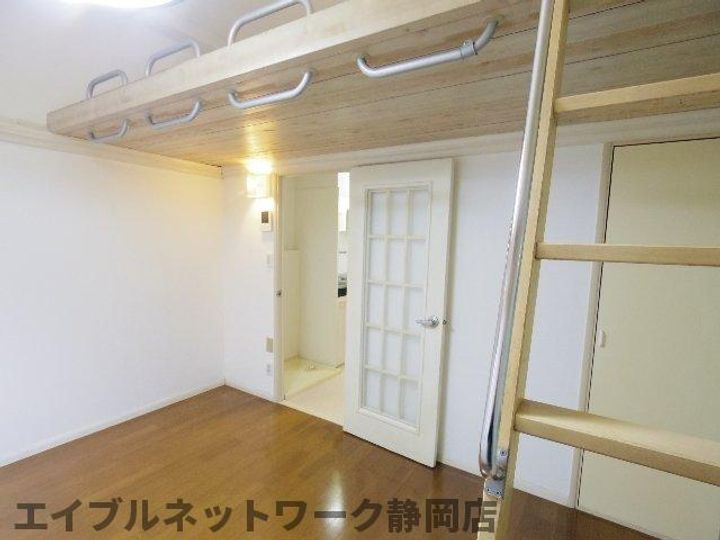 静岡県静岡市葵区籠上(アパート)の賃貸物件の内装
