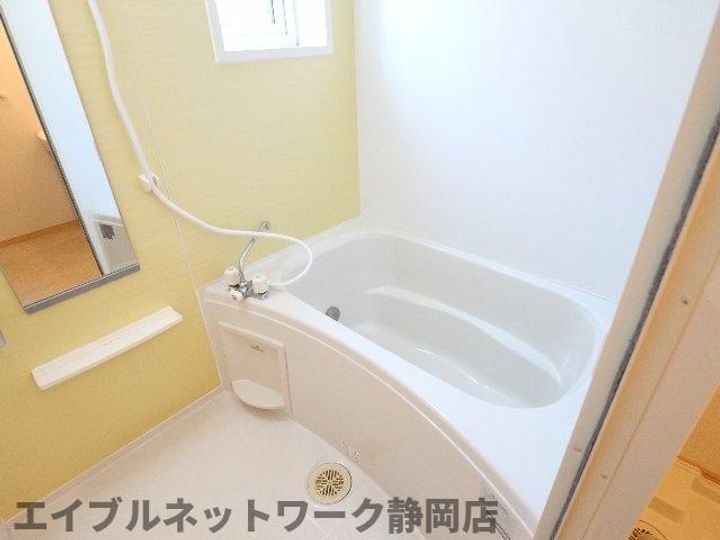 静岡県静岡市葵区上足洗4丁目(アパート)の賃貸物件の風呂