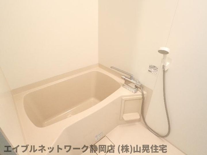 静岡県静岡市葵区沓谷5丁目(マンション)の賃貸物件の風呂