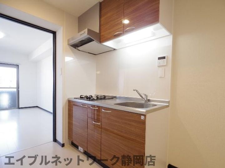 静岡県静岡市葵区新通1丁目(マンション)の賃貸物件のキッチン