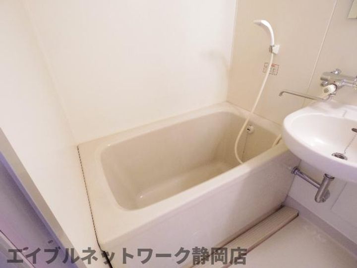 静岡県静岡市葵区末広町(マンション)の賃貸物件の風呂