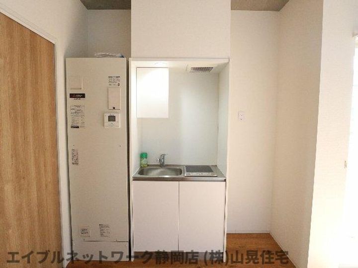 静岡県静岡市葵区住吉町2丁目(マンション)の賃貸物件のキッチン