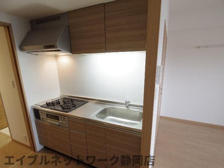 静岡県静岡市葵区駿河町(マンション)の賃貸物件のキッチン