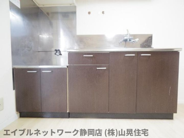 静岡県静岡市葵区千代2丁目(アパート)の賃貸物件201のキッチン