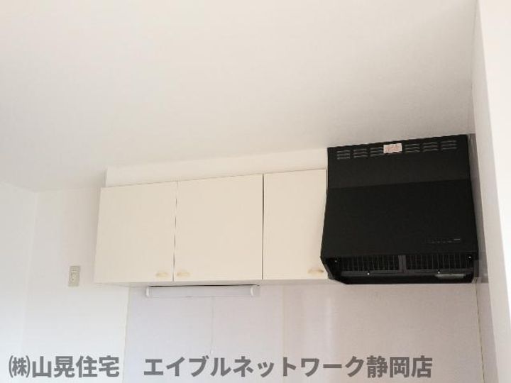 静岡県静岡市葵区南沼上1丁目(マンション)の賃貸物件のキッチン