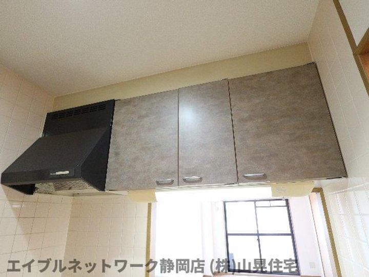 静岡県静岡市葵区柳町(マンション)の賃貸物件のキッチン