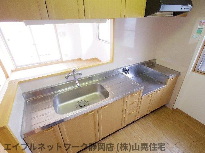 静岡県静岡市葵区柳町(マンション)の賃貸物件のキッチン