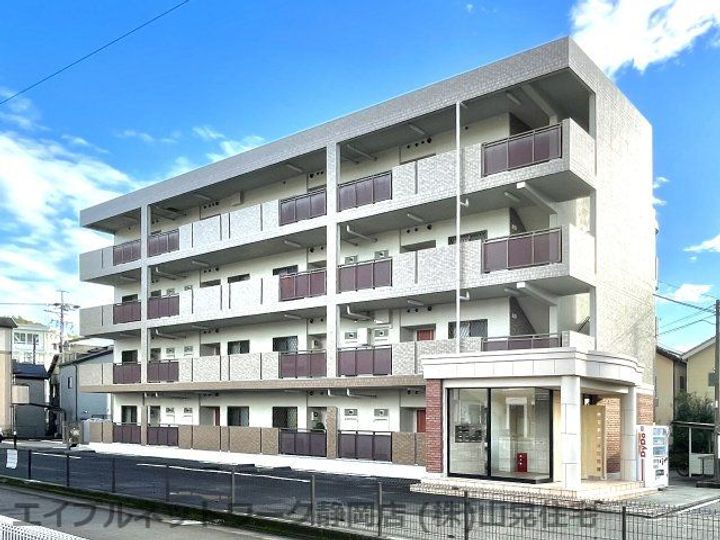 静岡県静岡市葵区与一1丁目(マンション)の賃貸物件の外観
