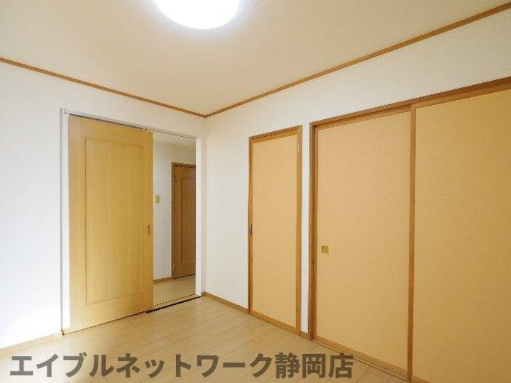 静岡県静岡市葵区与一1丁目(マンション)の賃貸物件の内装