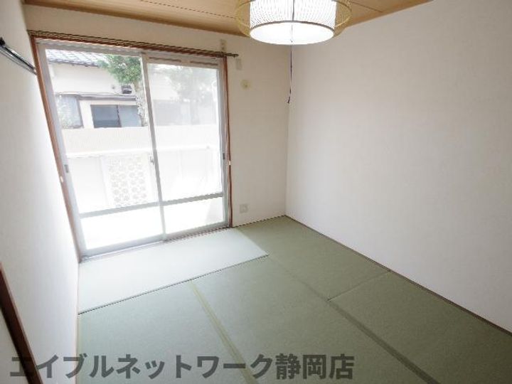 静岡県静岡市駿河区鎌田(アパート)の賃貸物件102の内装