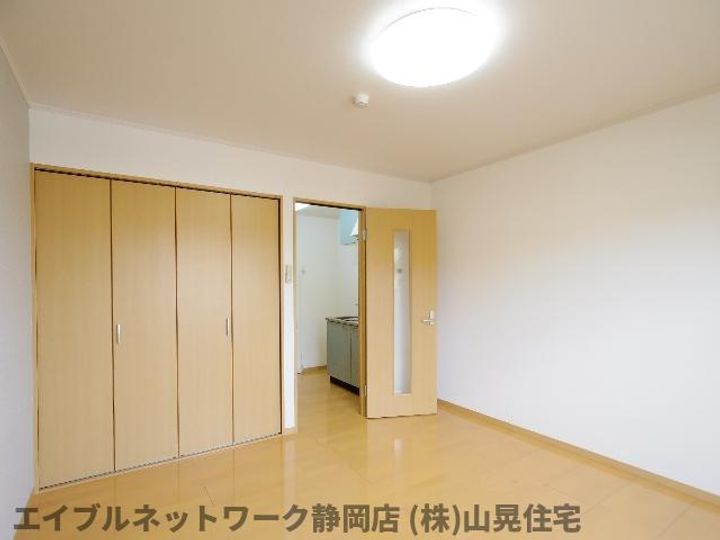 静岡県静岡市駿河区用宗5丁目(アパート)の賃貸物件の居間
