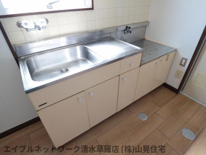 静岡県静岡市葵区瀬名2丁目(マンション)の賃貸物件303のキッチン