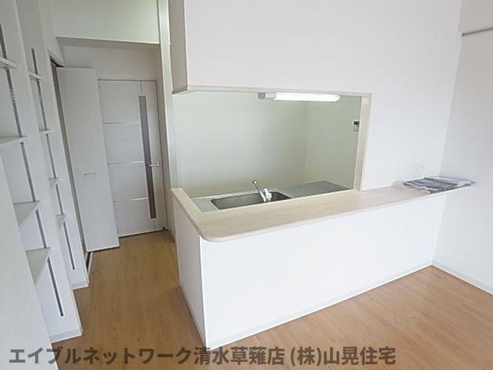 静岡県静岡市葵区瀬名川1丁目(マンション)の賃貸物件203のキッチン