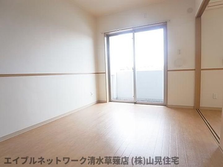 静岡県静岡市葵区瀬名川3丁目(マンション)の賃貸物件203の内装