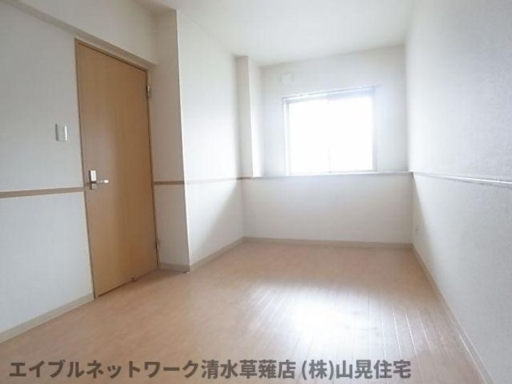 静岡県静岡市葵区瀬名川3丁目(マンション)の賃貸物件203の内装