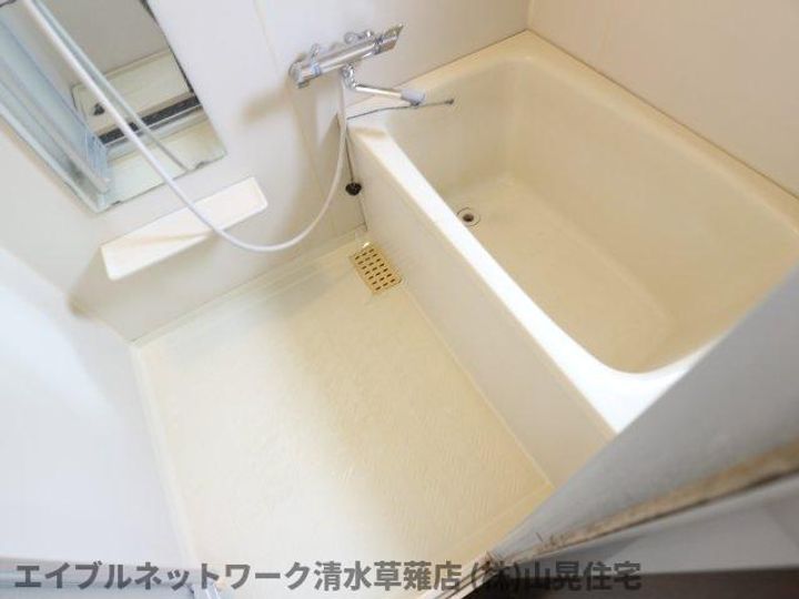 静岡県静岡市駿河区聖一色(アパート)の賃貸物件102の風呂