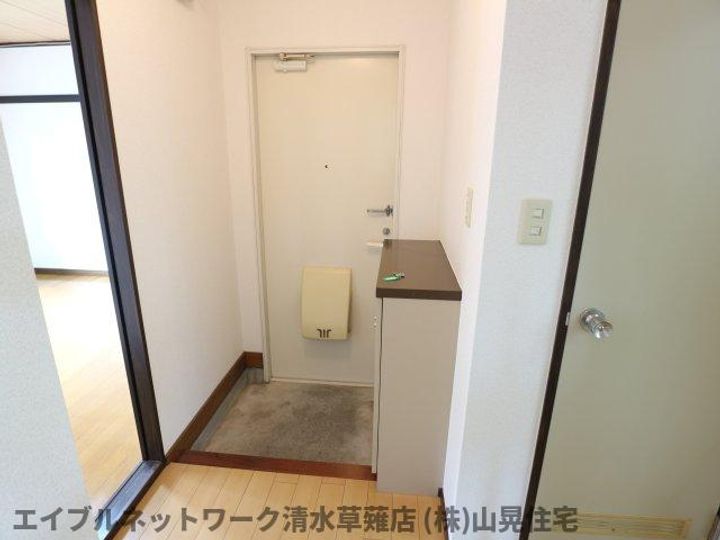 静岡県静岡市駿河区聖一色(アパート)の賃貸物件102の玄関