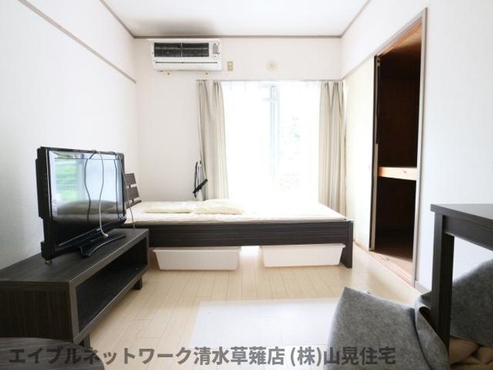 静岡県静岡市駿河区谷田(マンション)の賃貸物件206の居間