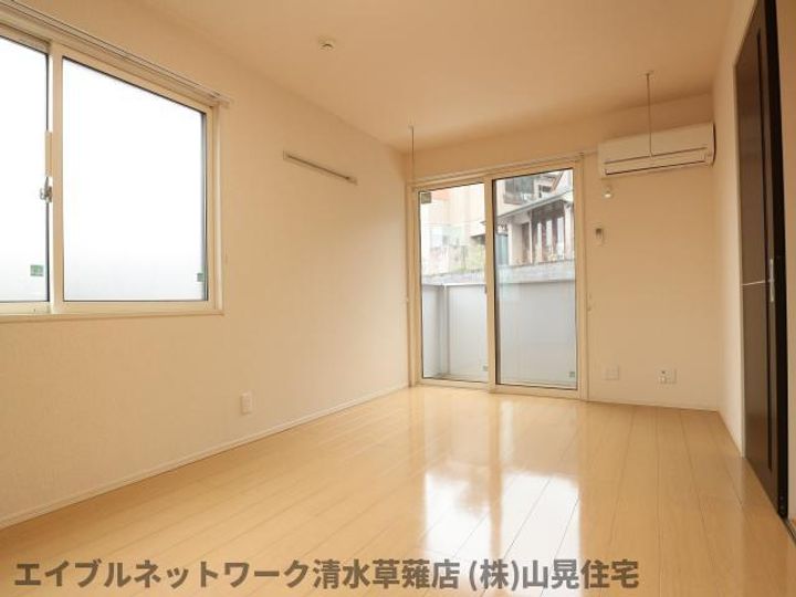 静岡県静岡市清水区草薙(アパート)の賃貸物件101の居間