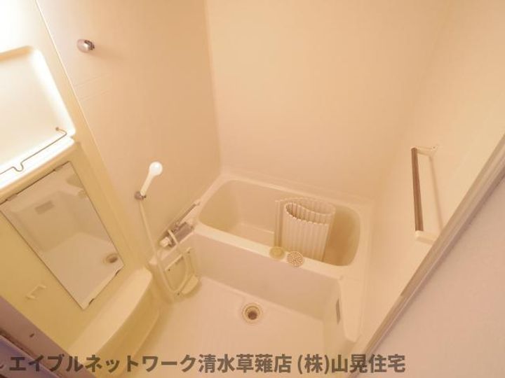 静岡県静岡市清水区草薙杉道2丁目(マンション)の賃貸物件303の風呂