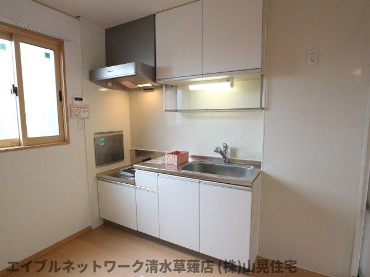 静岡県静岡市清水区草薙杉道2丁目(アパート)の賃貸物件102のキッチン
