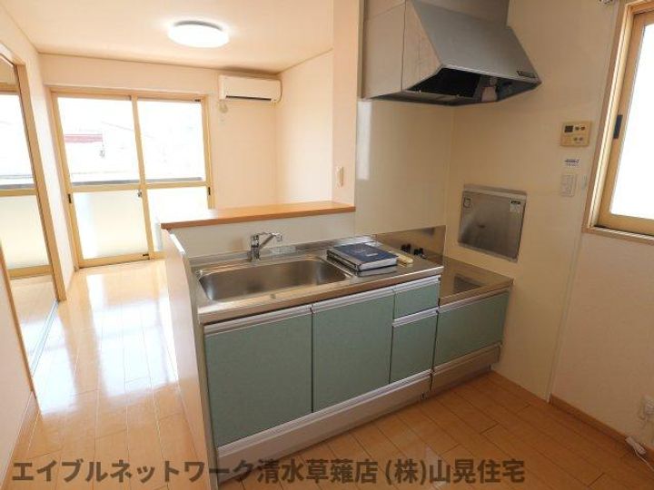 静岡県静岡市清水区長崎(アパート)の賃貸物件202のキッチン