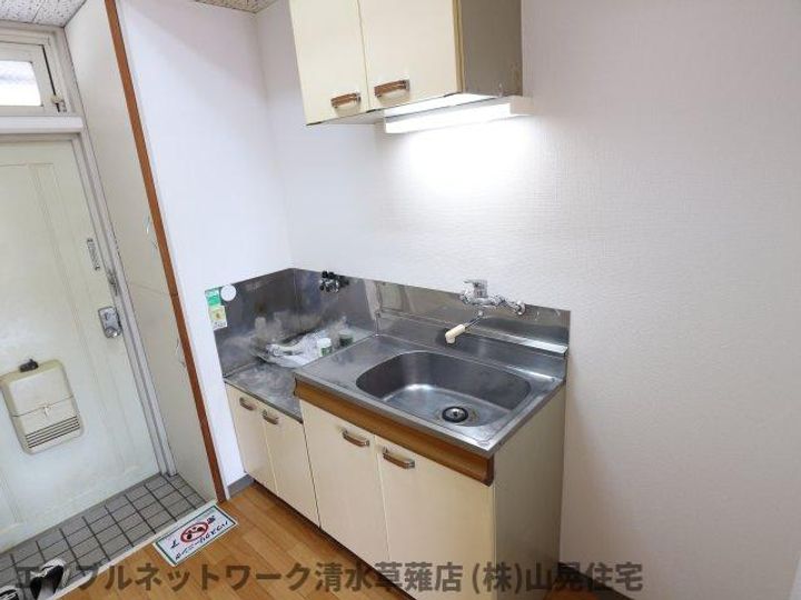 静岡県静岡市清水区長崎南町(マンション)の賃貸物件304のキッチン