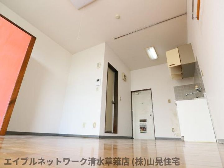 静岡県静岡市清水区七ツ新屋1丁目(アパート)の賃貸物件201の居間