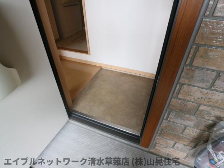 静岡県静岡市清水区半左衛門新田(アパート)の賃貸物件202の玄関