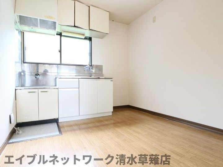 静岡県静岡市清水区馬走(アパート)の賃貸物件201の居間