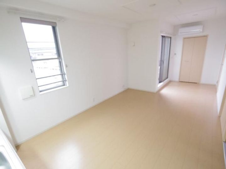 アプリコットの居間