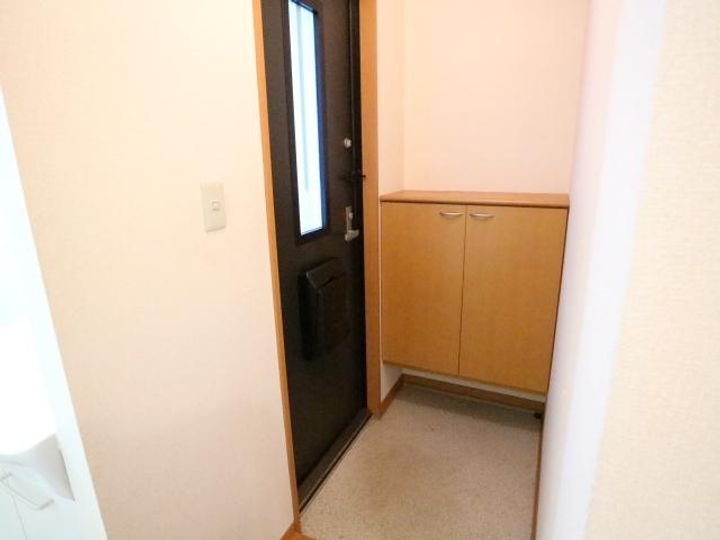 セジュールならやまⅡの玄関