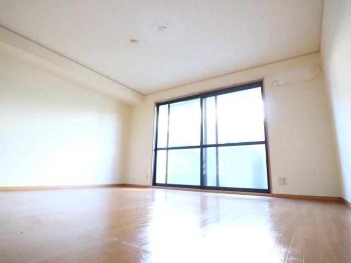 セジュールならやまⅡの居間