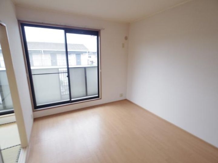 グレース加茂の居間