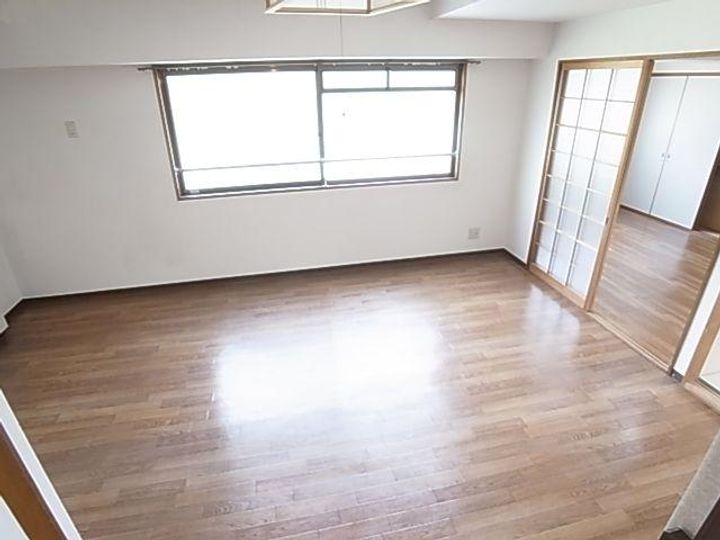 奈良県香芝市関屋(マンション)の賃貸物件201の居間