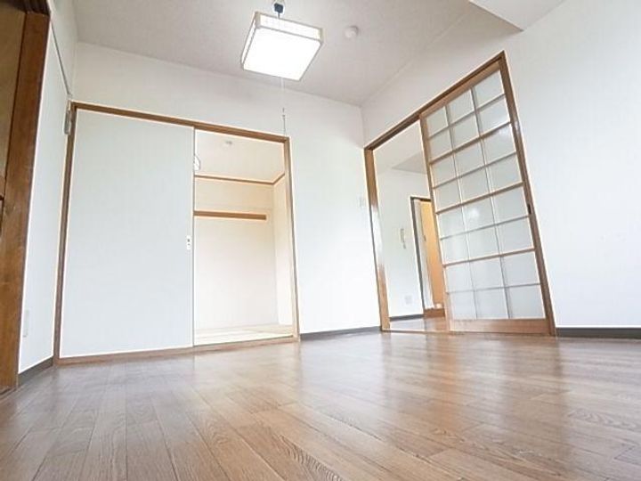 奈良県香芝市関屋(マンション)の賃貸物件201の居間