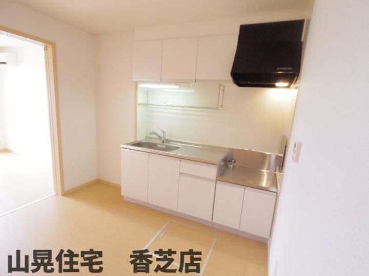 奈良県香芝市旭ケ丘2丁目(アパート)の賃貸物件102のキッチン